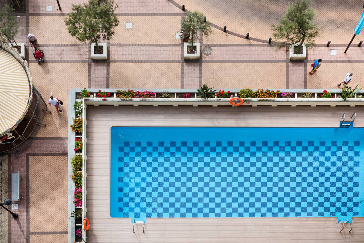 Outdoor swimming pool Hotel ILUNION Fuengirola